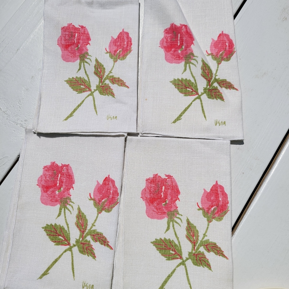 Vintage Vera Neumann Napkins (4) ~ Rose ~ Linen ~ MCM ~ Cottage ~ Pretty!